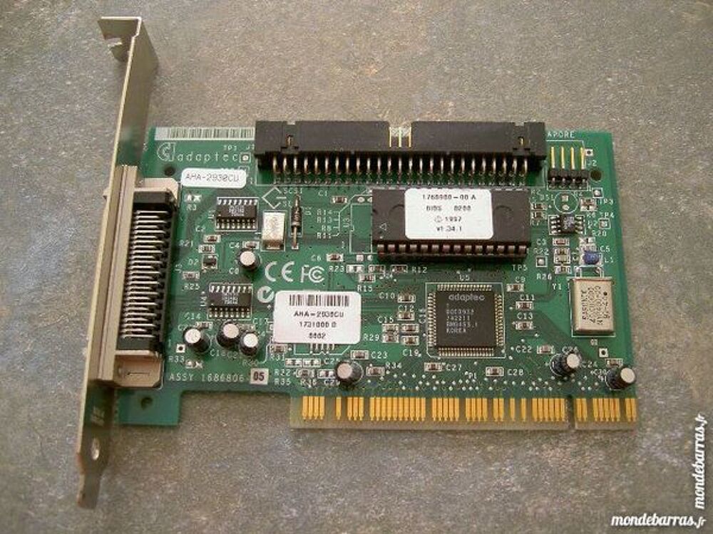 Controleur Adaptec SCSI 2930U Matriel informatique