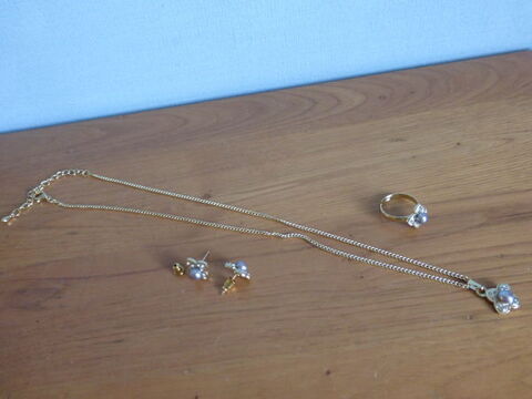 COLLIER, BOUCLE D'OREILLES, BAGUE-perle- NEUFS 10 Doussard (74)
