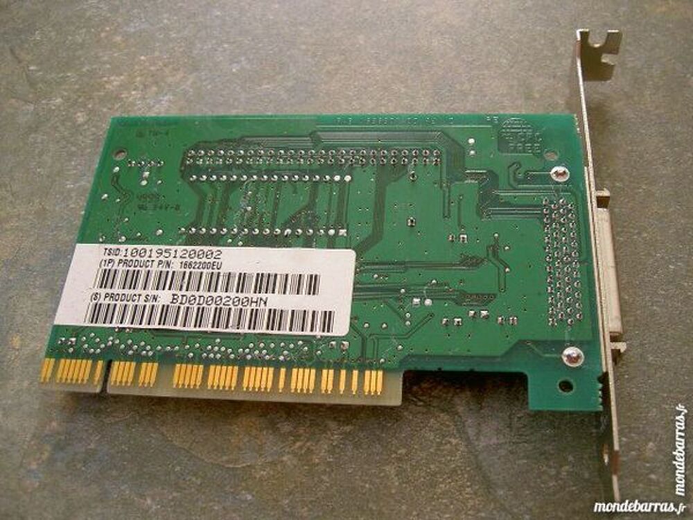 Controleur Adaptec SCSI 2930U Matriel informatique