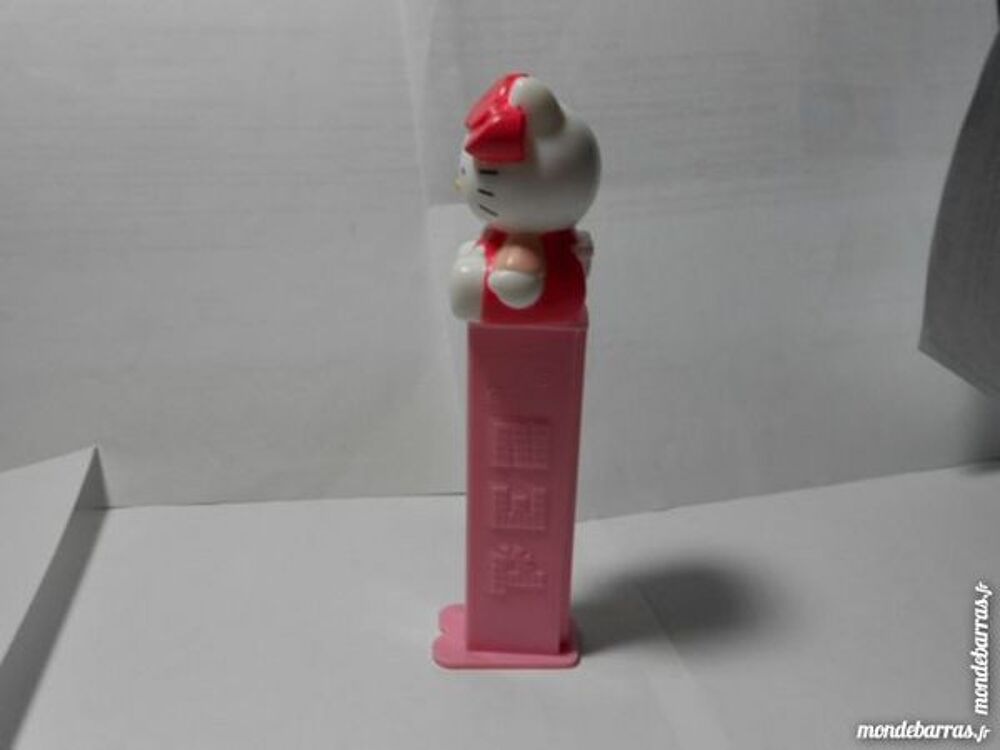 PEZ DISTRIBUTEUR BONBONS HELLO KITTY Jeux / jouets