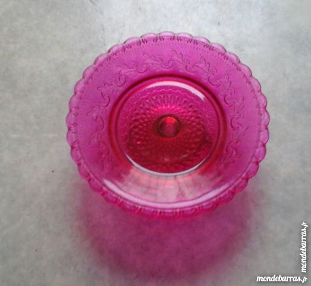 Coupe en verre rose Cuisine
