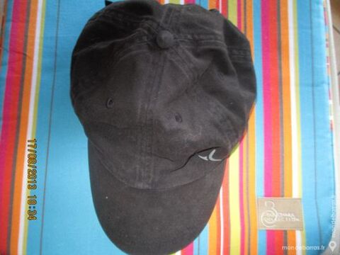 Casquette Decathlon noire 1 Alfortville (94)