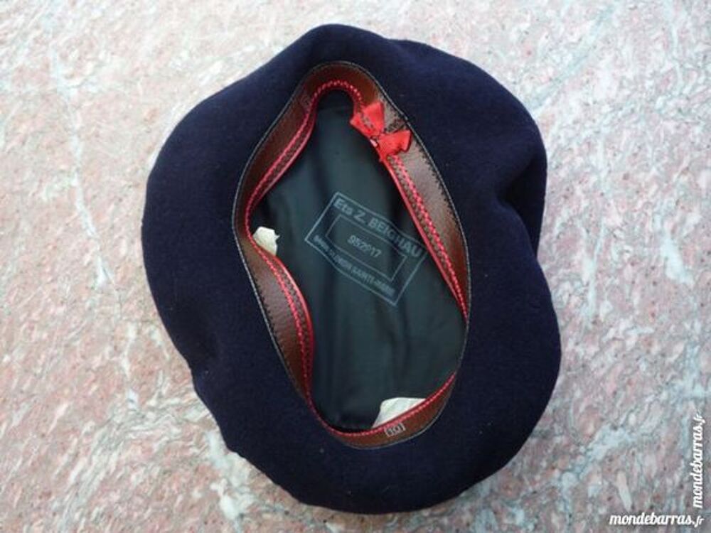 Beret de facteur La Poste Vêtements