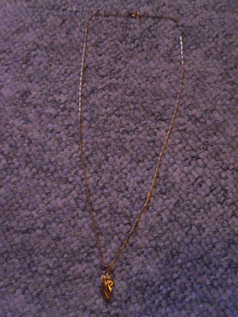 Pendentif Zircon plaqu&eacute; Or + Chaine TBE Bijoux et montres