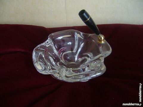 superbe cendrier cristel avec porte stylo 25 Paris 18 (75)