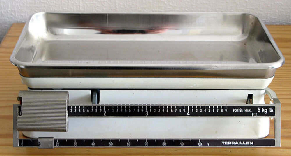 balance p&egrave;se b&eacute;b&eacute; Puériculture