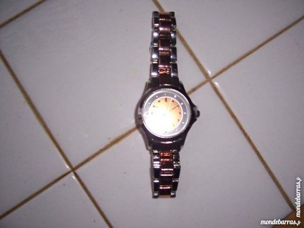 TRES BELLE MONTRE H o&ugrave; F neuve Bijoux et montres