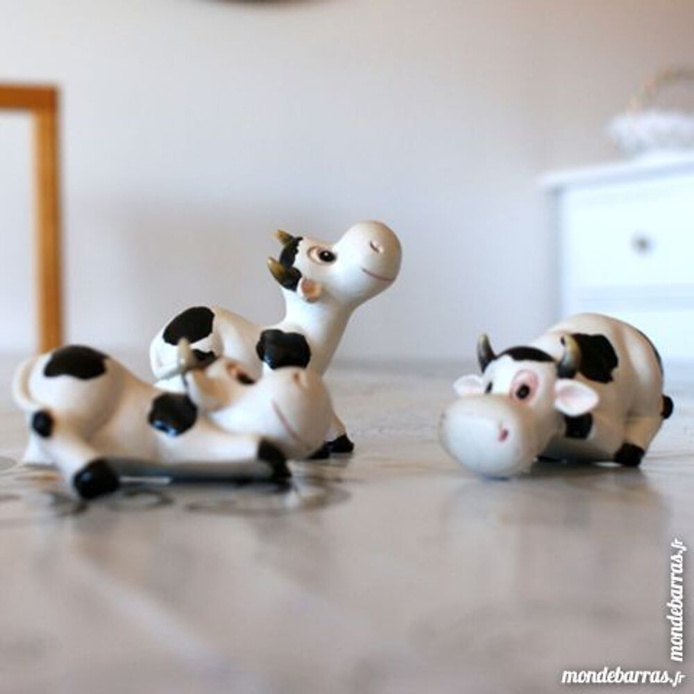 Statuettes vaches en r&eacute;sine Décoration