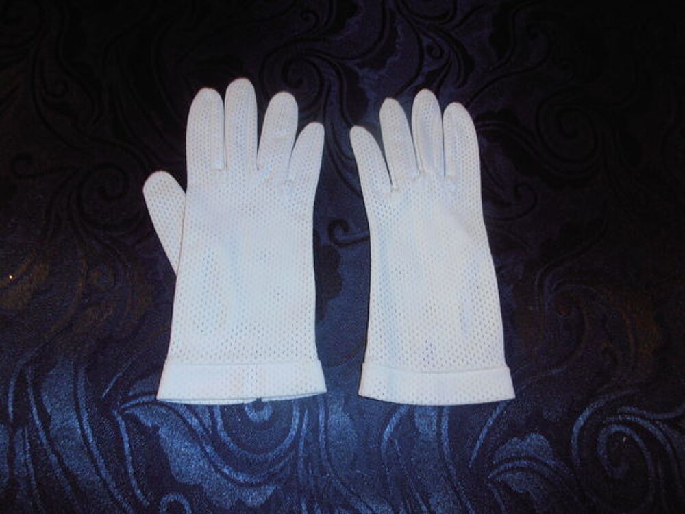 Gants anciens 1 (77) Vêtements