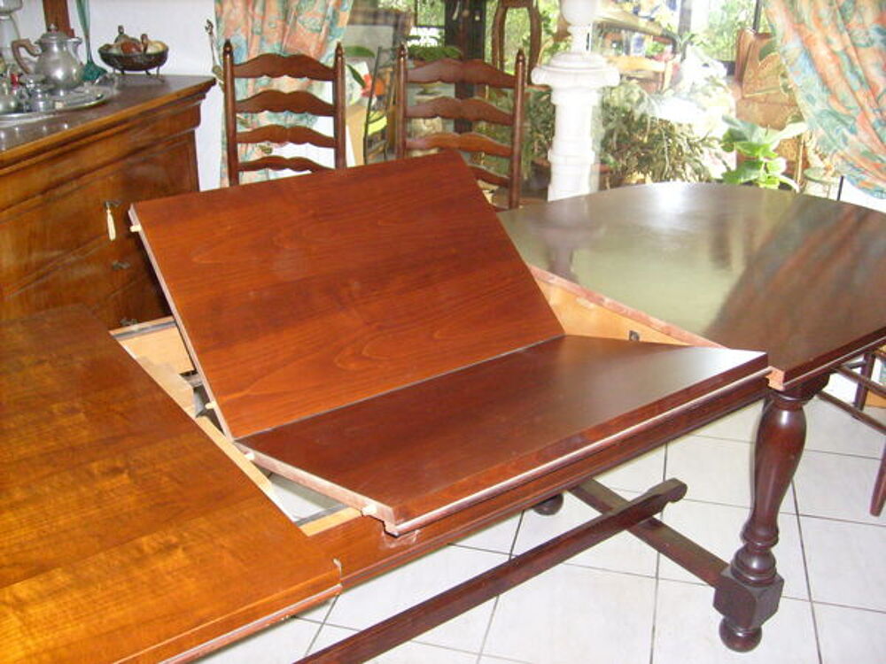 jolie table acajou massif Meubles