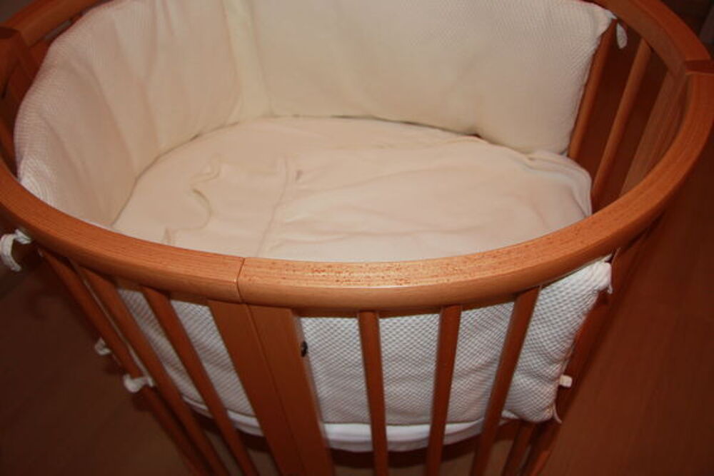 Chambre b&eacute;b&eacute; Stokke / Linge de lit Red Castle Mobilier enfants
