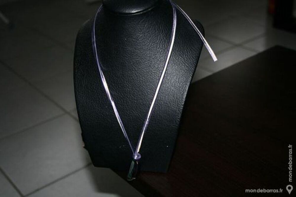 collier Bijoux et montres