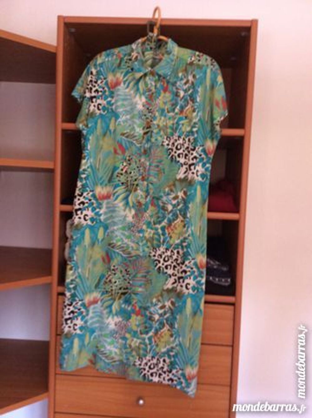 ROBES DIVERS MODELES Vêtements