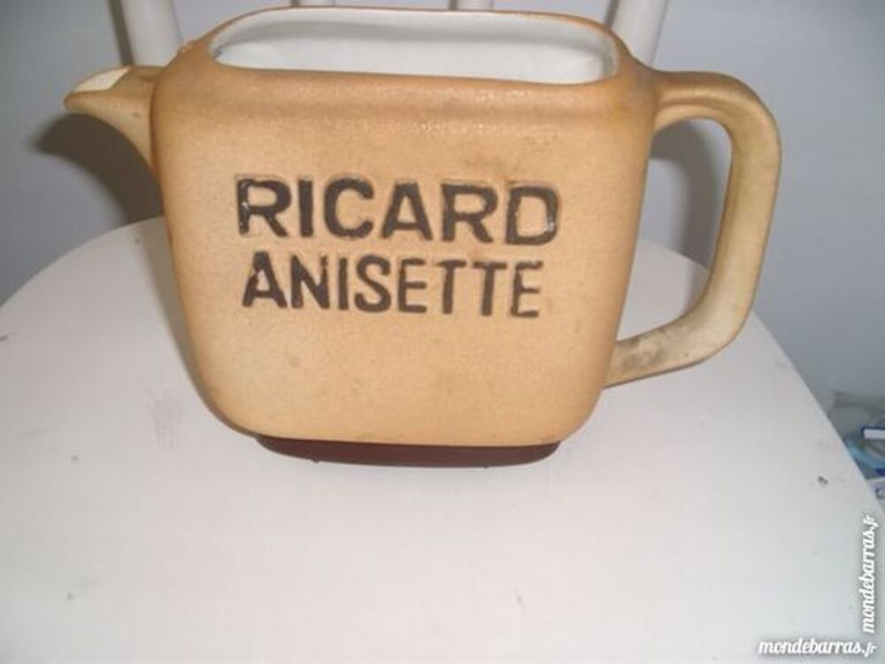 Pot &agrave; eau Ricard 