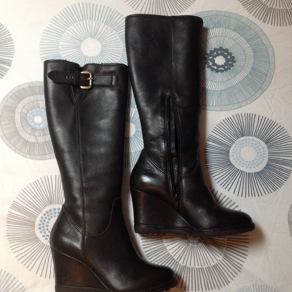Bottes hautes cuit noir Chaussures
