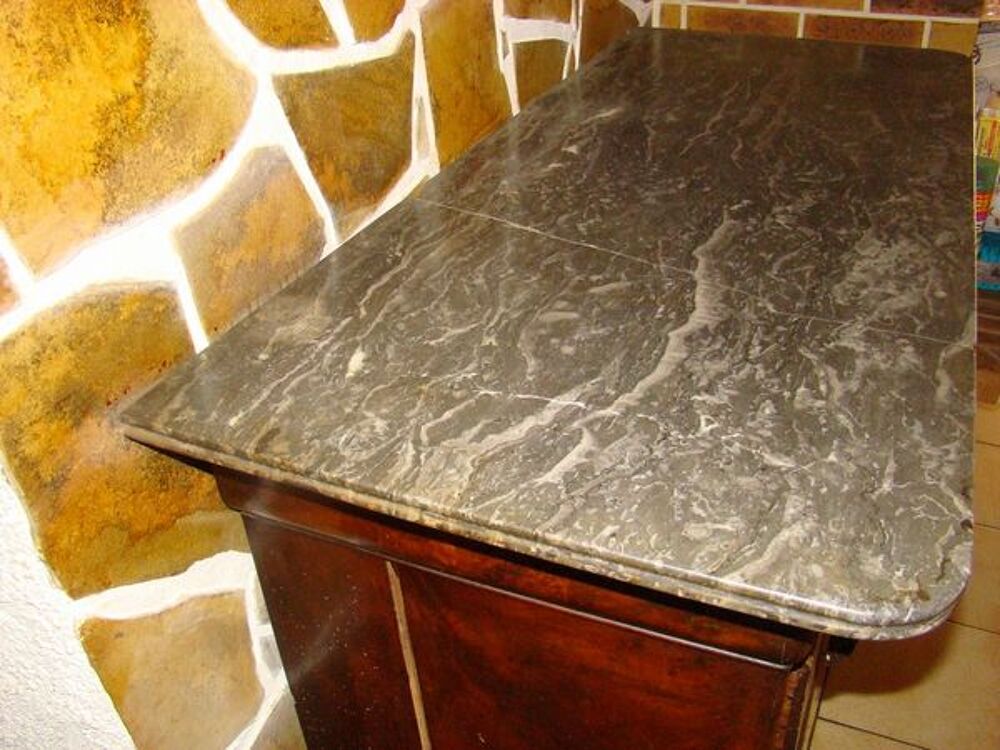COMMODE style Louis-Philippe Meubles