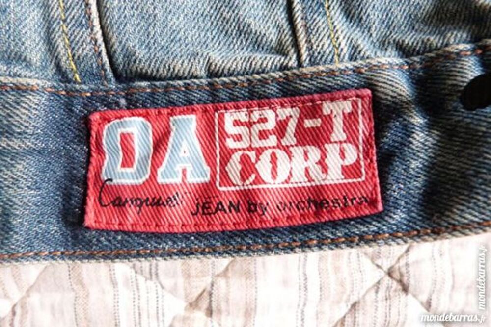 VESTE EN JEAN TAILLE 10 ANS GARCON Vêtements enfants