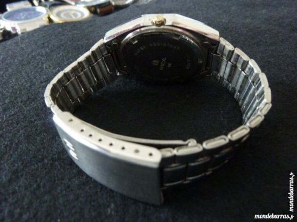 NICA France EBAUCHES montre DAY DATE DIV0432 Bijoux et montres