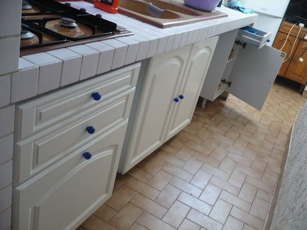 tous objets n&eacute;cessaires &agrave; la maison Electroménager