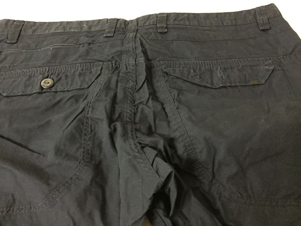 BERMUDA MARINE "CELIO" T. 48 Vêtements
