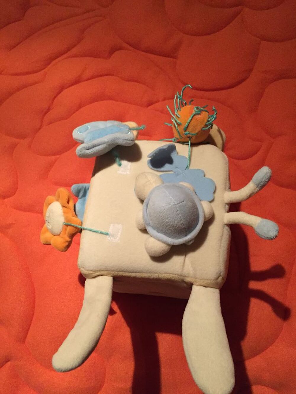 cube b&eacute;b&eacute; Jeux / jouets