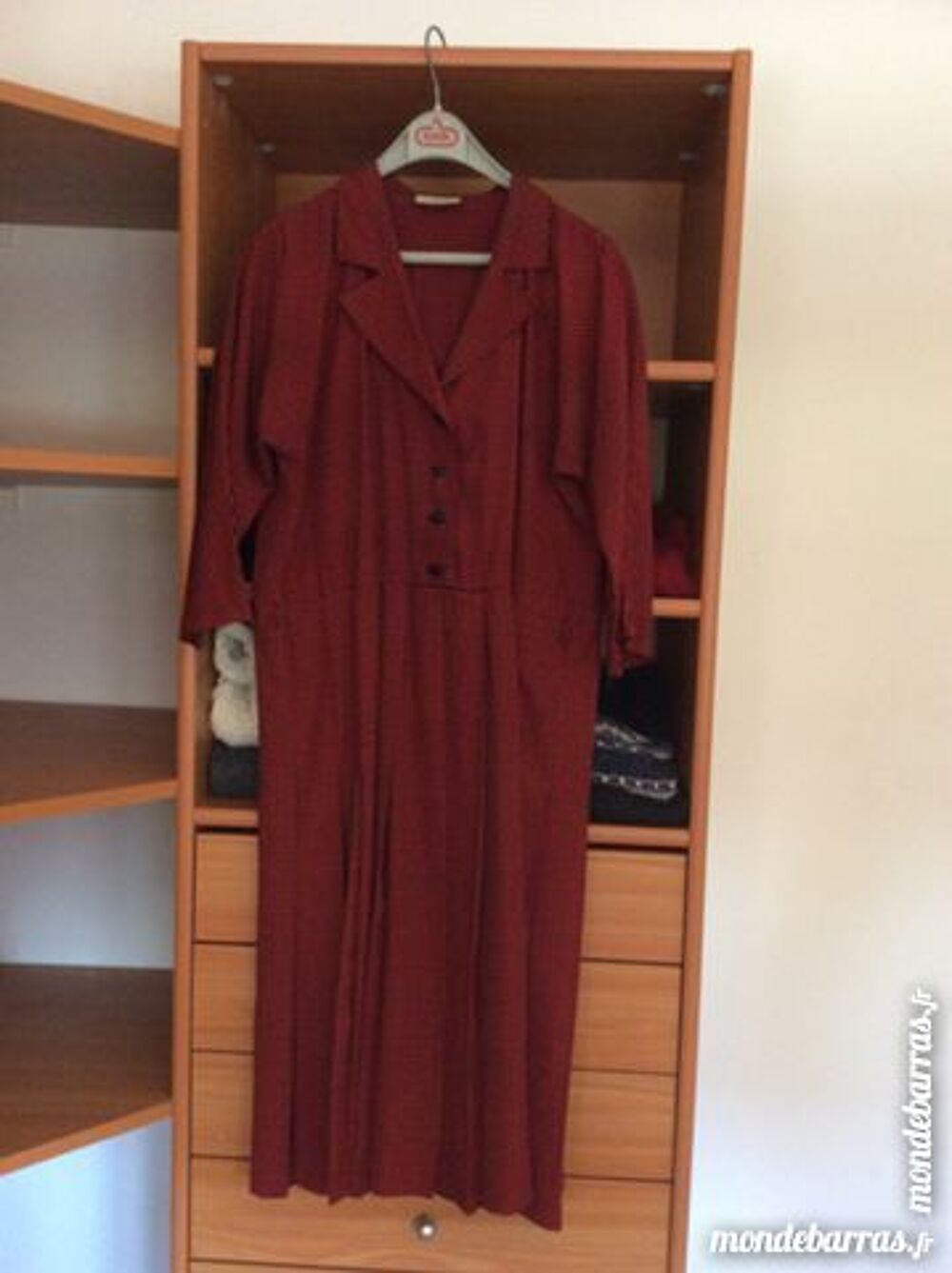 ROBES DIVERS MODELES Vêtements
