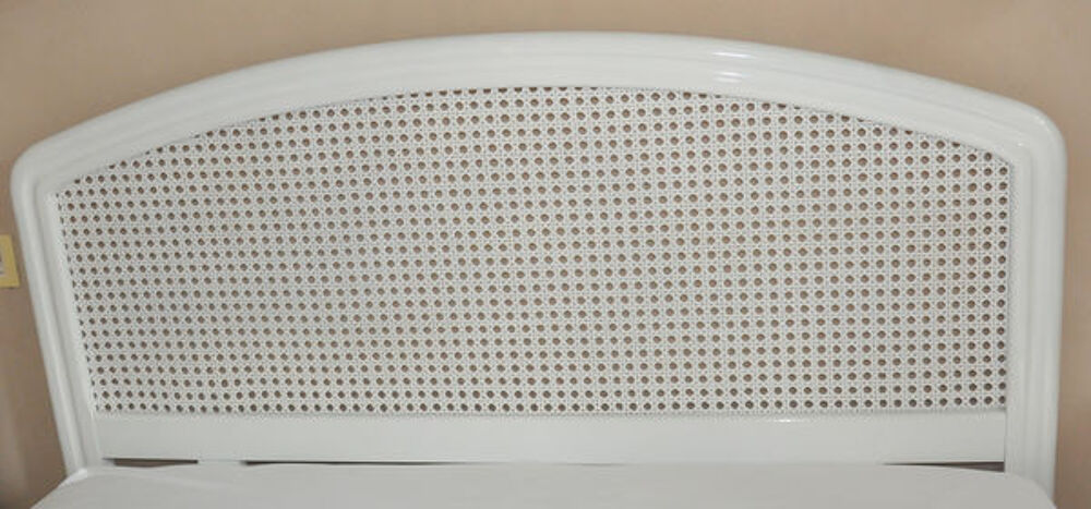 t&ecirc;te de lit cann&eacute;e laqu&eacute; blanc Meubles
