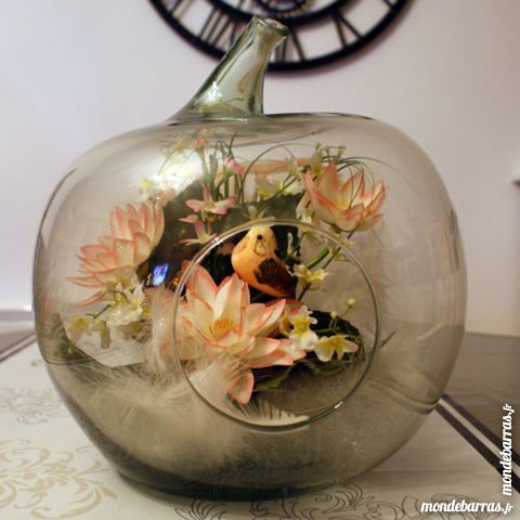  Vase en verre   forme pomme   avec son décor  40 Cabestany (66)