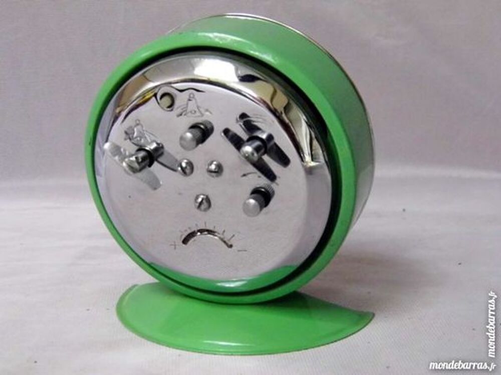 Ancien reveil pendule horloge vert ann&eacute;es vintage Décoration