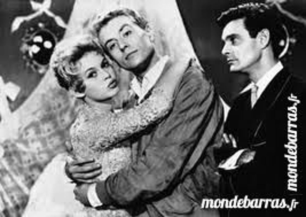 K7 vhs: La Mari&eacute;e est trop belle (471) DVD et blu-ray