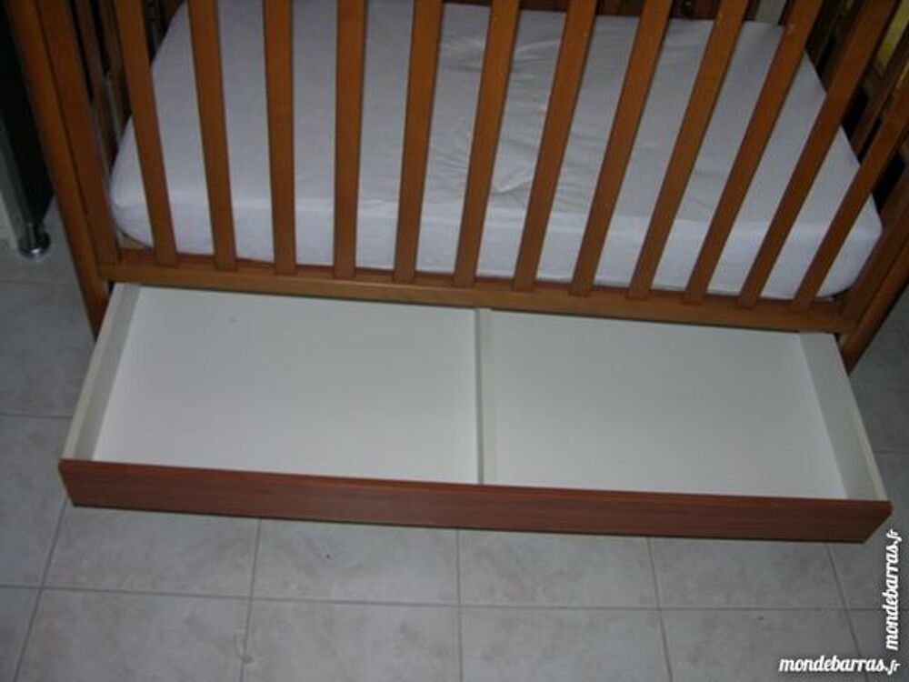 LIT + COMMODE Puériculture