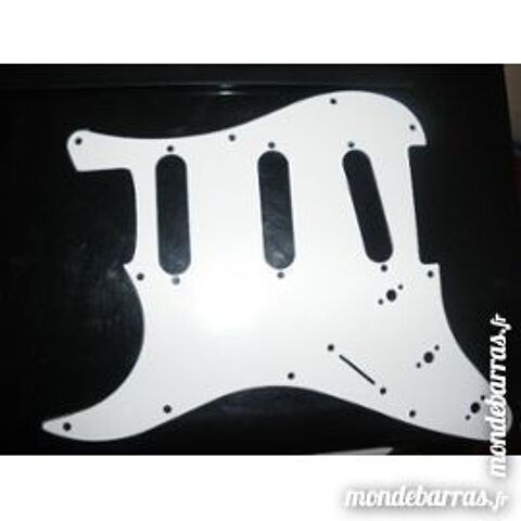 plaque guitar pour gaucher blanche 3 micro 25 Ch�teaugiron (35)