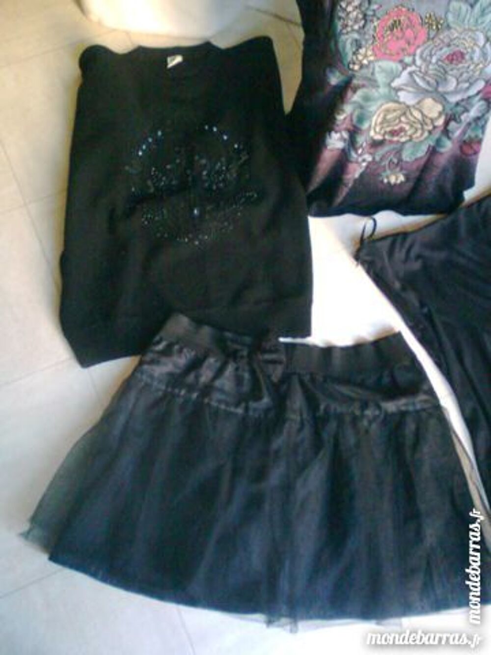 JUPES noires et HAUTS 46/48 - zoe Vêtements