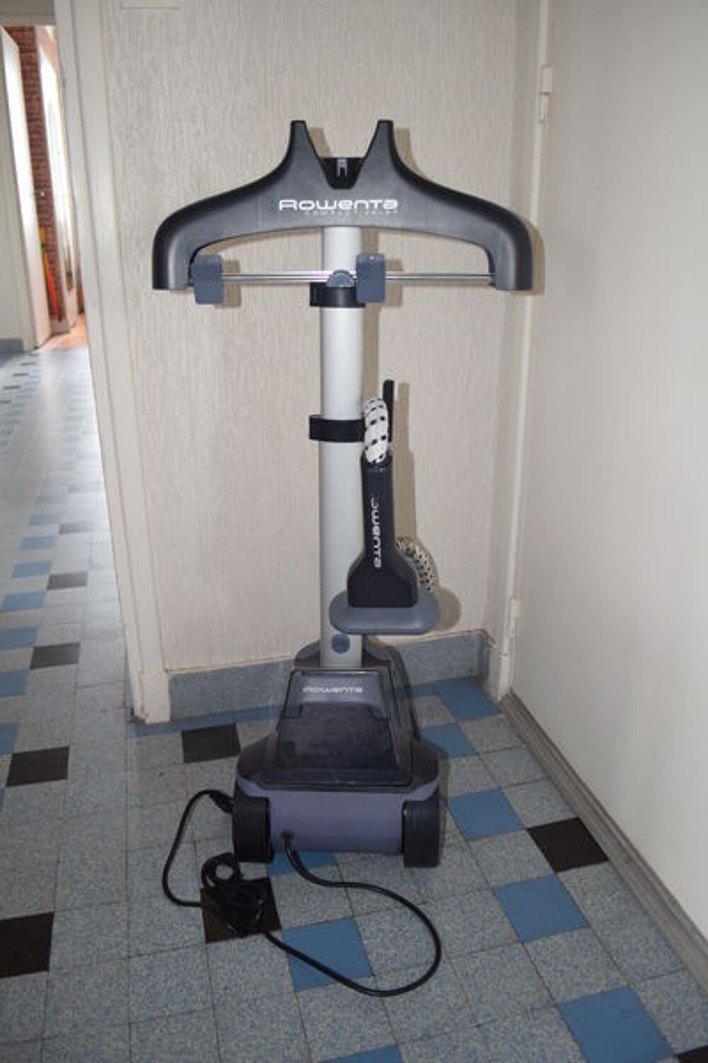 d&eacute;froisseur vertical Electroménager