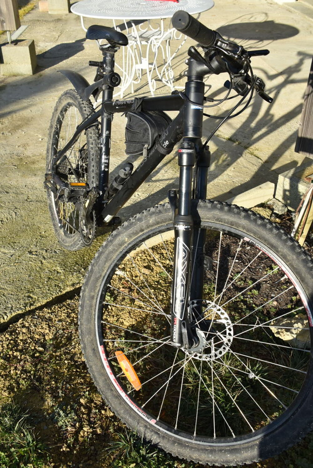 Vtt decathlon rockrider 100 pure mountain sale