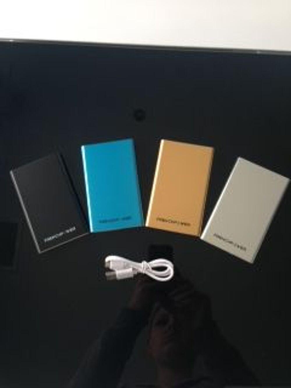 Power Bank en aluminium bross&eacute; Téléphones et tablettes