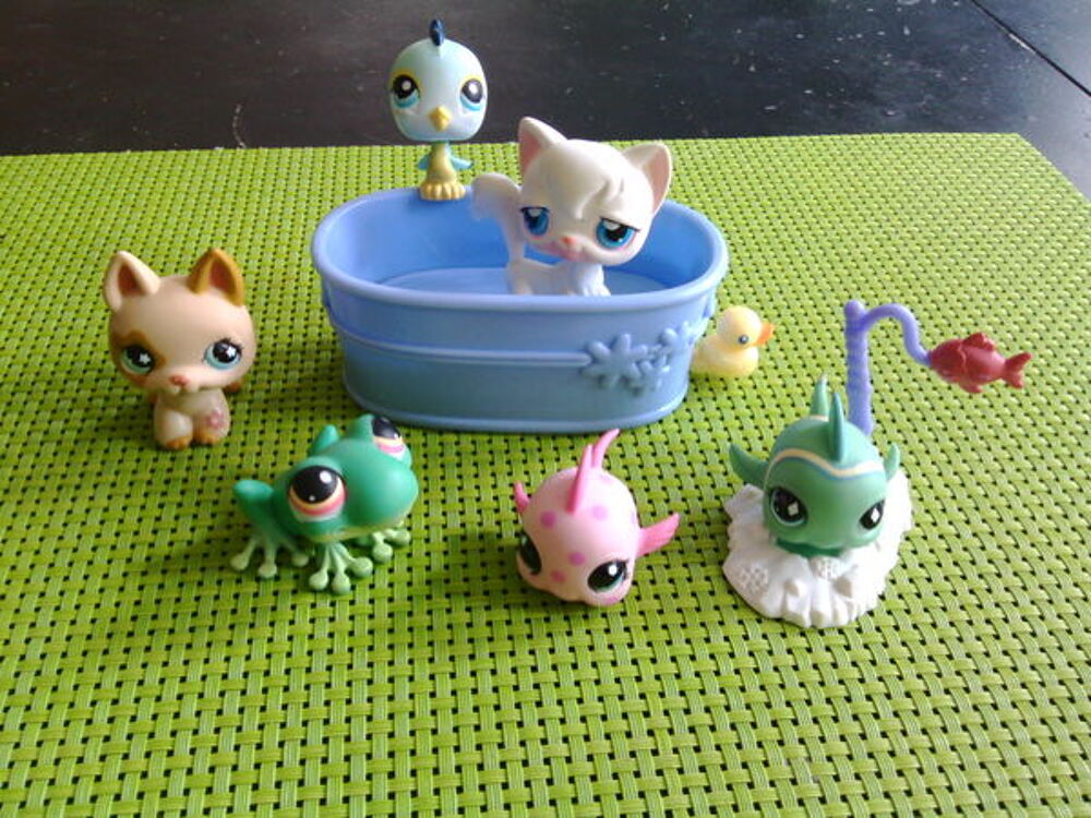 LOT DE PETSHOPS Jeux / jouets