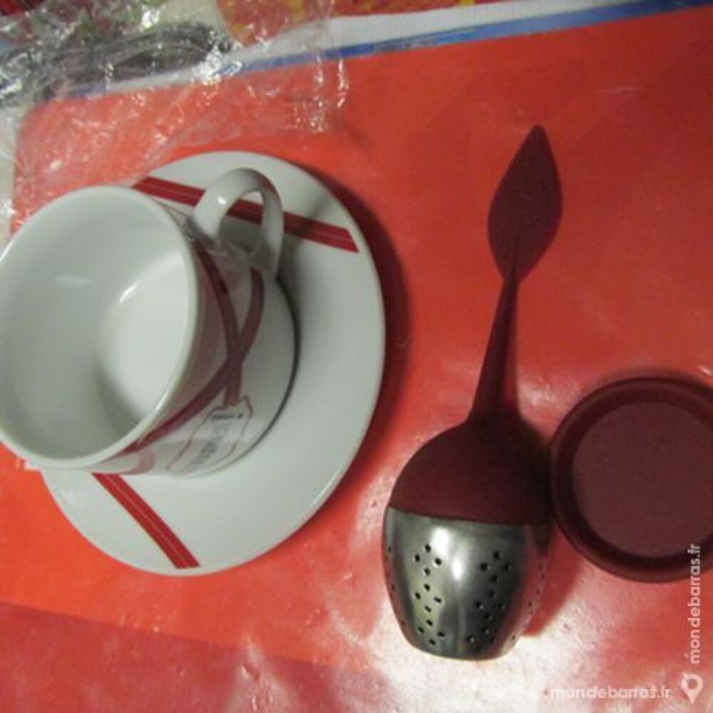 SERVICE A THE&laquo;GOURMET&raquo; BLANC/ROUGE Cuisine