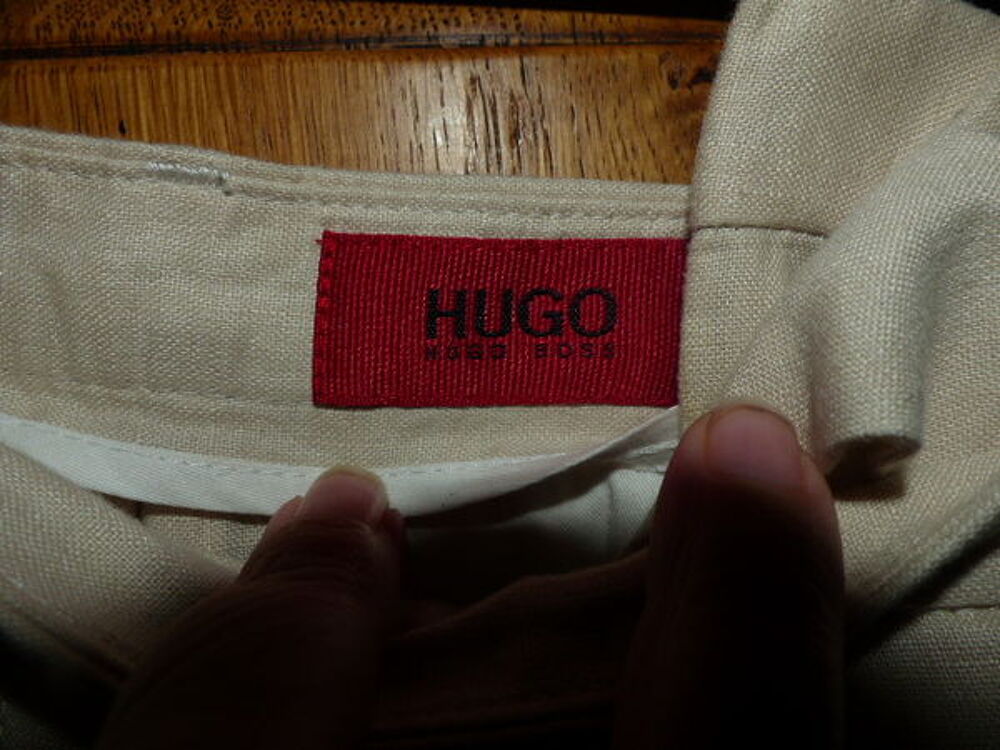 Pantalon Hugo Boss taille 40 neuf Vêtements