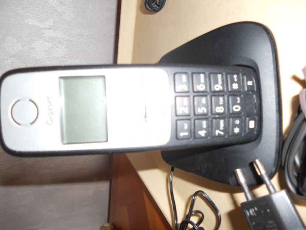 TELEPHONE DUO PARFAIT ETAT SAGEM A 400 Tlphones et tablettes