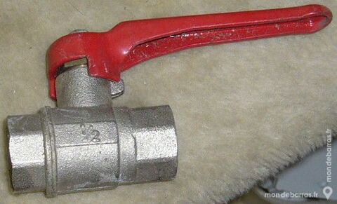 Robinet ou vanne d'arret 1/2 neuf 6 Versailles (78)