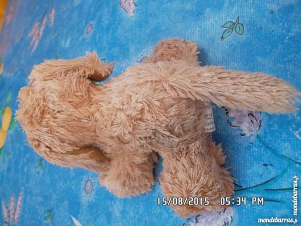 peluche petit chien Jeux / jouets