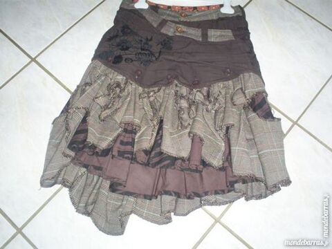 Jupe DESIGUAL Taille 38/40 45 Geneuille (25)