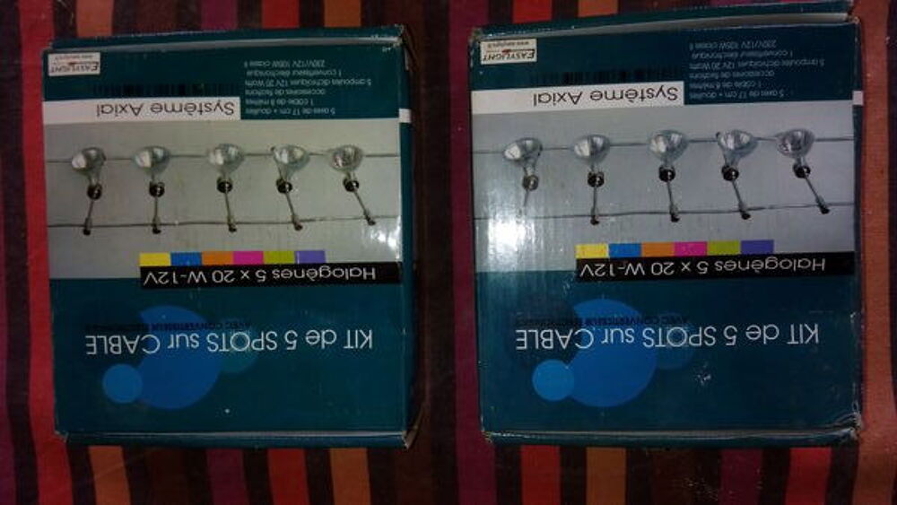 plusieurs kits de spots sur cable Décoration