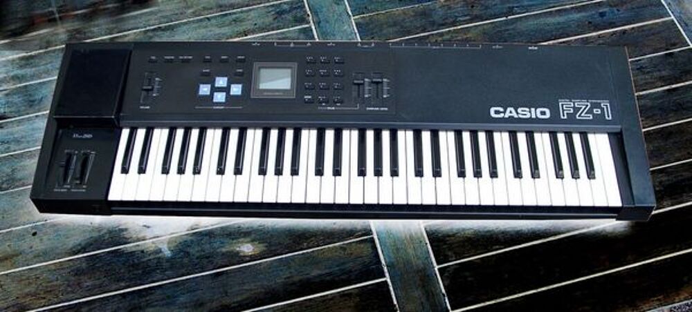 Sampleur CASIO FZ1 Audio et hifi