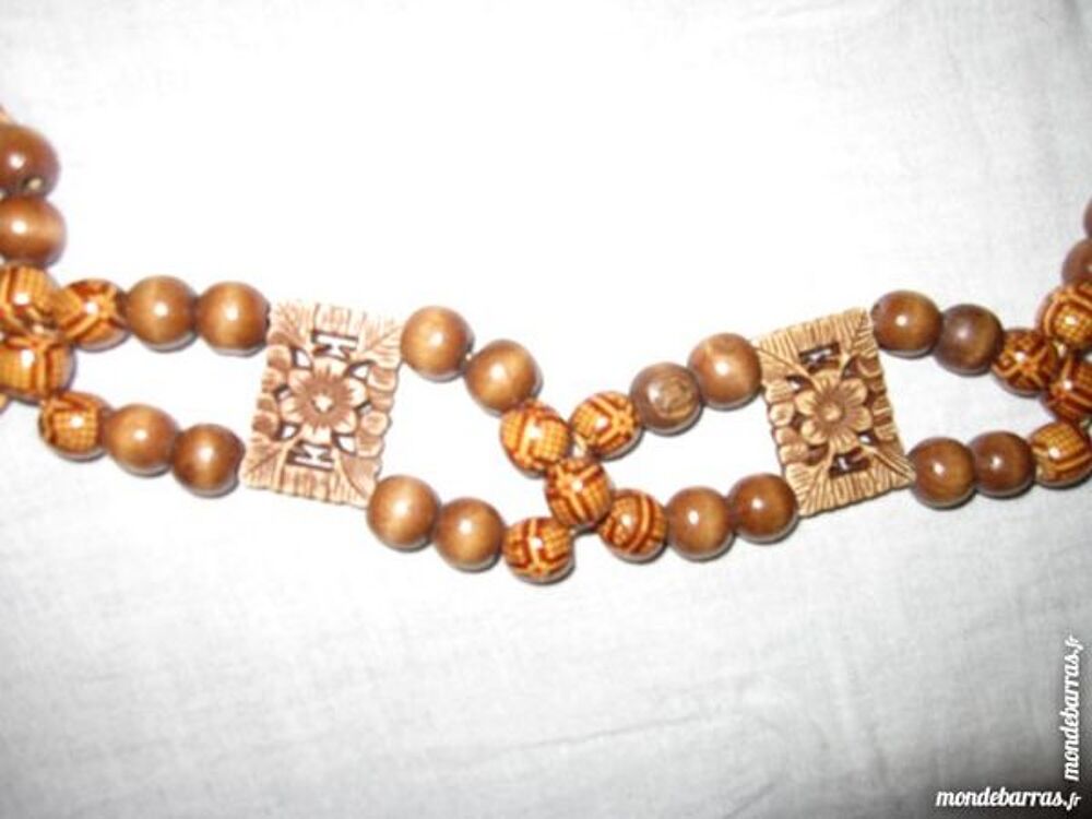 Ceinture avec boules et fleur imitation bois femme Bijoux et montres