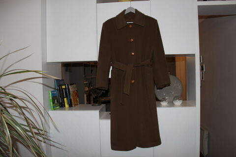 MANTEAU DE FEMME 30 Saclas (91)