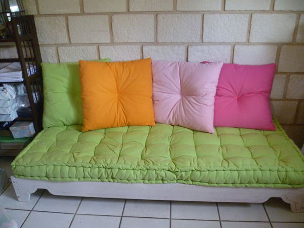 Lit 90 cm utilisable en banquette basse Meubles