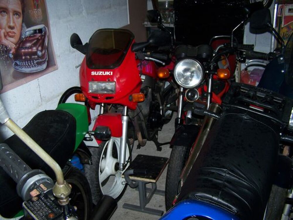 collectionneur recherche moto ancienne a restaurer. Sports
