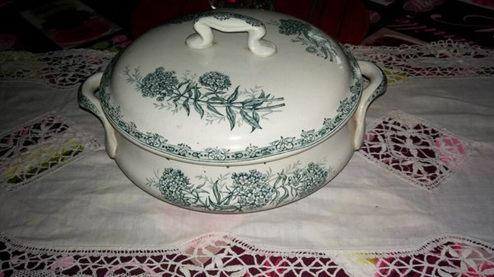soupi&egrave;re ancienne Décoration